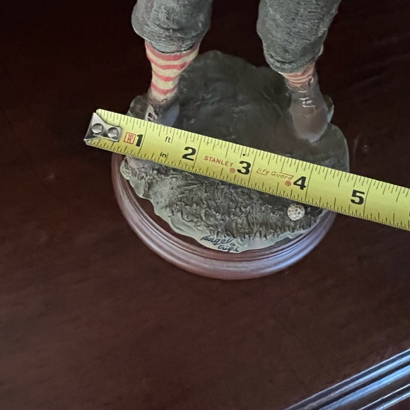 Handsome Golfer Statue From St Andrew’s Great Gift - Picture 7 of 9